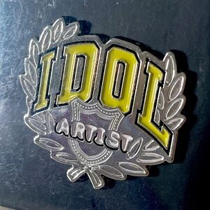 BTS Vintage Pin - IDOL